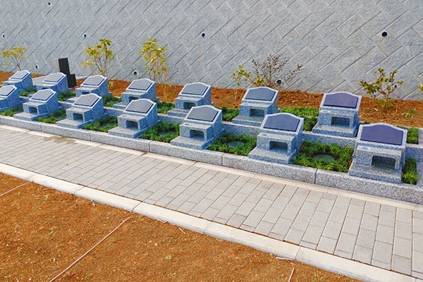 ふたり墓所 樹木葬1