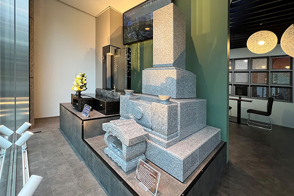 「庵治石」のお墓